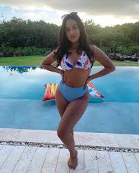 Emily Tosta - Free pics, galleries & more at Babepedia