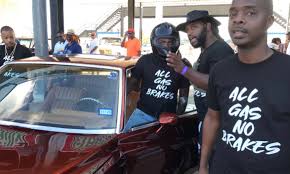 LaDell Williams (@LaDelltheCloser)