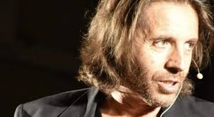 Il Circo dell'amore ha fatto centro: Lo spettacolo di Stefano de Majo  sostenuto dall'associazione Claudio Conti sbarca a Rimini