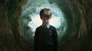 Une Mere Et Son Fils Viennent D Emmenager Dans Une Nouvelle Maison Pres Des Bois Au Cours D Une Balade En In 2020 Movies Online Streaming Movies Free Streaming Movies