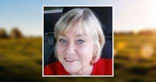 Vicki Carney's Instagram, Twitter & Facebook