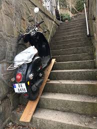 Pin By Lauren Smith On Vespa Obsessed Vespa Dyson Dyson Vacuum