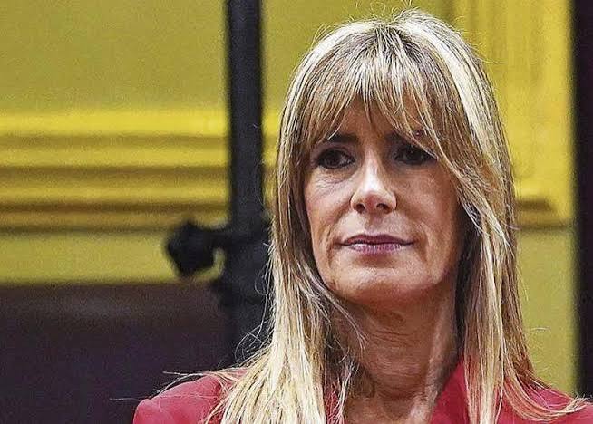 The legal situation of the Spanish Prime Minister's wife gets more complicated: the judge charges Begoña Gómez with new crimes of misappropriation and intrusion. – Sala de Prensa de Hazte Oír