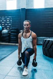 Lisa carrington mnzm (born 23 june 1989) is a new zealand flatwater canoeist. Lisa Carrington How To Be The World S 1 M2woman