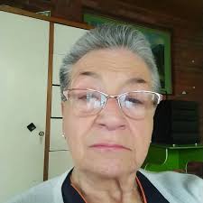 Yo tiraba hasta el colchón imagínate JAJAJAJA que asco!!