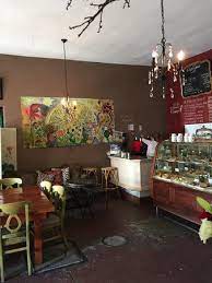 On the street of east main street and street number is 981. A Secret Garden Florist Ventura Restaurant Bewertungen Telefonnummer Fotos Tripadvisor