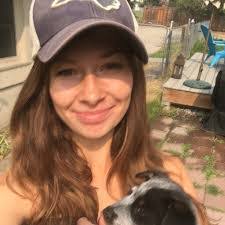 Elena Borges's Instagram, Twitter & Facebook