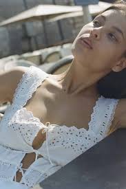 MIMI IX white lace cotton top with embroideries