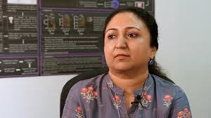 Ashley Winward's Instagram, Twitter & Facebook