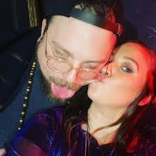 Melody Blanchette's Instagram, Twitter & Facebook