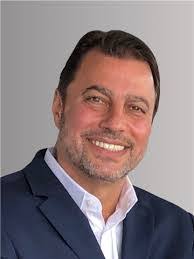 Ed Kwoka's Instagram, Twitter & Facebook