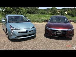 It gets an estimated fuel economy of 58 city/53 hwy mpg, compared to 55 city/49 hwy mpg for the insight. Toyota Prius Versus Honda Insight Japan S Hybrid War Youtube