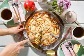Apfelkuchen rezepte sind einfach zu machen und absoult köstlich. Einfacher Apfelkuchen Rezept Von Backen De