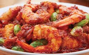 Kalau sambal tumis udang, saya kisar sedikit udang kering dengan cili kering. Resipi Sambal Tumis Udang Dearnestle