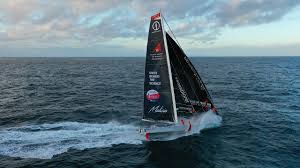 A record fleet of 33 skippers started the vendée globe on sunday, 8 november at 1302 local time (1202 gmt) and three of them have already seen their race ended prematurely. Boris Herrmann Startet Bei Segelregatta Vendee Globe