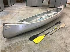 Modifications to the canoe include replacement of the three thwarts (still. Alumacraft Qt15c 15 Aluminum Canoe Bigiron Auctions