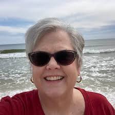 What are recommended sugar-free and low-carb drinks at 7 Brew?