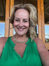 Debbie Sherlock's Instagram, Twitter & Facebook