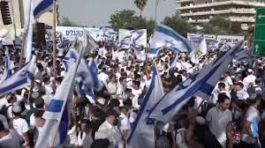 מצעד הדגלים, שאמור היה להתקיים בירושלים ביום חמישי, בוטל היום (שני), לאחר שהמשטרה לא אישרה את המסלול, שאמור היה לעבור דרך שער שכם והרובע המוסלמי. Qvyniorqg 9m M