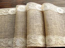 Natural Burlap And Lace Table Runner Wedding By Hotcocoadesign Runner Da Tavola In Tela Runner Pizzo Matrimonio Tavolo Rustico