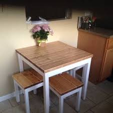 table de petit dejeuner de ferme ou table de salle a manger etsy petite table cuisine petite table a manger table de petit dejeuner