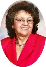 Kerri Marlow's Instagram, Twitter & Facebook