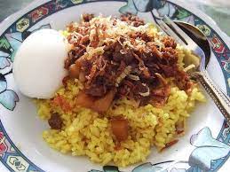 Membuat Nasi Kuning Spesial Khas Daerah Manado Kota Manado Resep Makanan Resep Masakan Indonesia