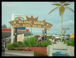 Makanya, kota belud diertikan sebagai kubu pertahanan di atas bukit. My Story Lovesmereadme Bajau Language At Home Kota Belud