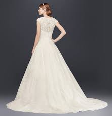 Here are some gorgeous and breathtaking examples. Wedding Dress Trains Guide David S Bridal
