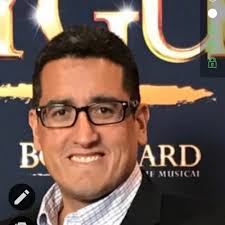 Dan Reyes (@danreyes72)