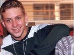 Sérgio hondjakoff, o cabeção de malhação, é resgatado de cárcere em clínica de sp foto: Nktolrie4wosam