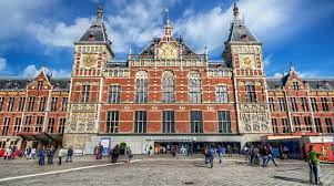 Maybe you would like to learn more about one of these? Un Ataque Con Cuchillo Deja Al Menos Tres Heridos En La Estacion Central De Trenes De Amsterdam Diario De Avisos