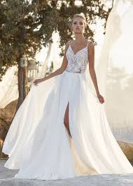 Maybe you would like to learn more about one of these? Boho Brautkleid Spaghettitrager Spitze Fliessend Leicht Chiffon Beinschlitz Brautmode Kleider Hochzeit Brautkleid Schlicht