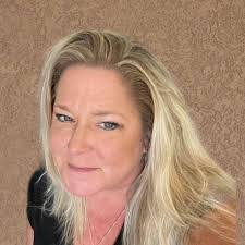 Raymond Leyva's Instagram, Twitter & Facebook