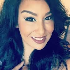 Lisa Duran's Instagram, Twitter & Facebook