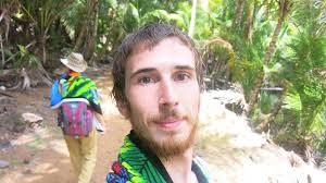 How to obtain a poisoned dagger to kill Aissa?