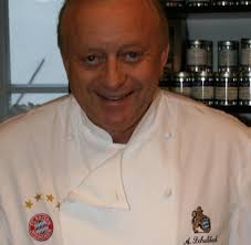 May 26, 2021 · wer's typisch bayerisch mag, muss nicht auf die biergartensaison warten, um einen guten schweinebraten zu genießen. Alfons Schuhbeck Welt