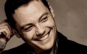 3,912 likes · 2 talking about this · 1 was here. Tiziano Ferro Hai Delle Isole Negli Occhi Ecco Il Video Ufficiale