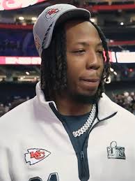 Wanya Morris (American football)