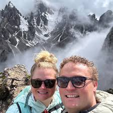 Does anybody have experience with these and intergrating it into HASS? My  parents live in portugal and have a yellow. Thanks!