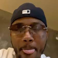 Chase Banks (@chasedreambodies) • Instagram photos and videos