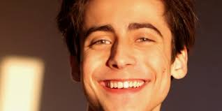 He came into limelight with his role as young david in the 2013 drama short film you & me. Esta Es La Foto Mas Viral De Aidan Gallagher The Umbrella Academy Mui Famosos