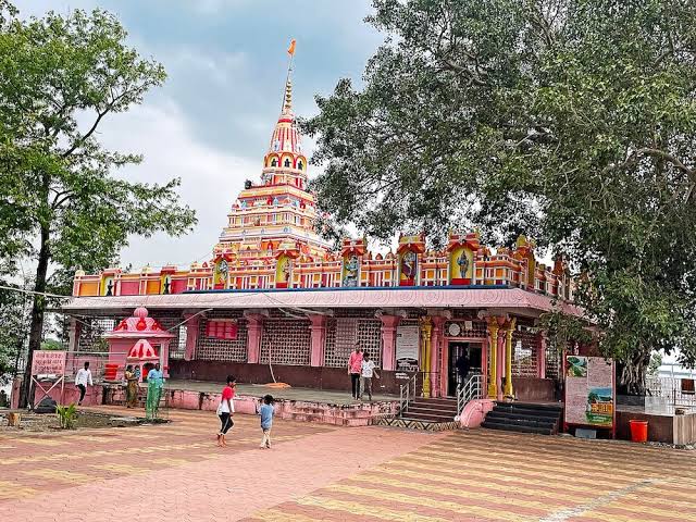 श्रावणमासनिमित्त काळेश्वर तीर्थक्षेत्री महाप्रसादाचे आयोजन