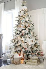 Creative Fake Snow Ideas For Chirstmas Decorations 11 Amazing Christmas Trees Creative Christmas Trees Beautiful Christmas Trees
