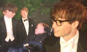 Eddie Redmayne chats to Stephen Hawking