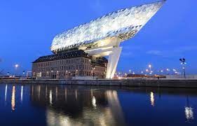 Jonge en internationale onderzoeksuniversiteit met meer dan 20.000 studenten. Antwerp Belgium Cushman Wakefield