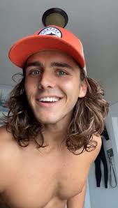 best of charlie gillespie (@archivescharles)