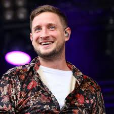 Rüsselsheim Hessen: "Volk im Schloss" Musiker Teesy im Interview