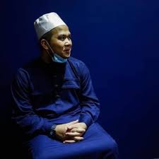 Pendakwah bebas, ebit lew seringkali menjadi tumpuan apabila usaha beliau dalam memberikan sumbangan tanpa mengenal penat lelah kepada mereka yang memerlukan menjadi sumber inspirasi satu kampung memeluk islam petang ini. Pesan Ebit Lew On Twitter Doakan Buat Palestin Sebelum Buka Puasa Ni Berilah Tumpuan Doa Kita Buat Palestin Doa Sangat Ajaib Luluh Menangis Rasa Hati Melihat Kezaliman Manusia Yang Zalim Wanita Dan
