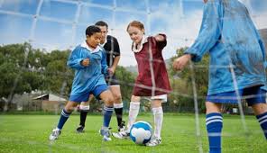Hallo leute :) ich wollte einfach mal eine umfrage zum thema männer/jungs und schminke machen :) frage : Kindergeburtstag Fussball Fur Die Kleinen Sportler